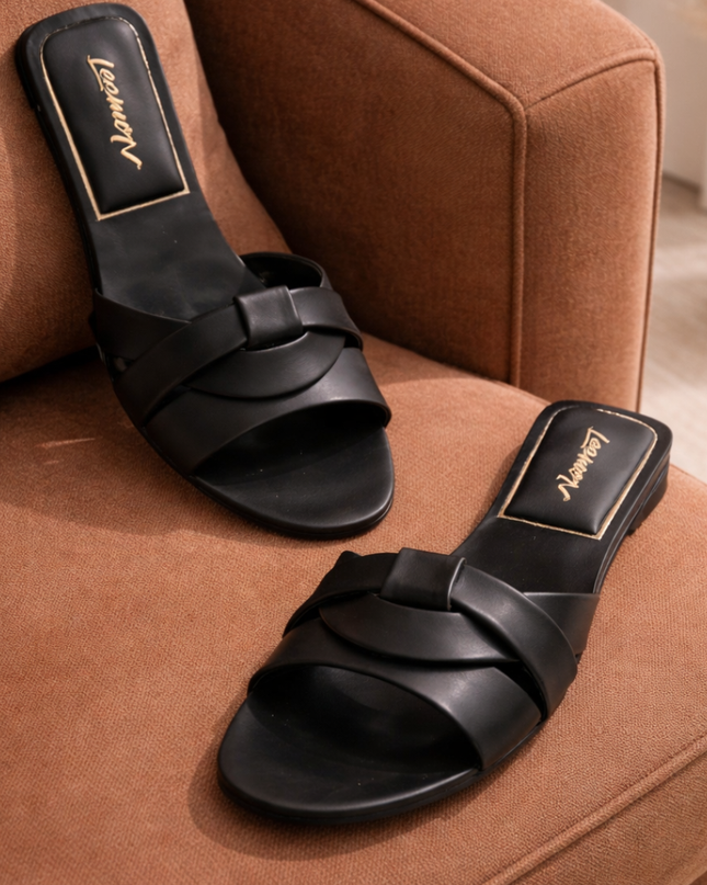 Crisscross Comfort Slides - Black