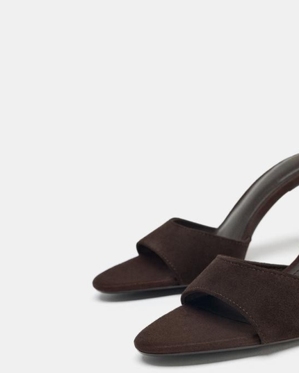 Luxury Velvet Pointed Heels Leemon Pakistan