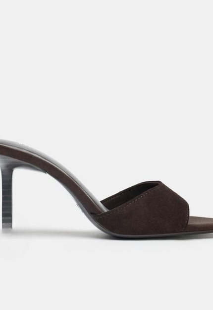 Luxury Velvet Pointed Heels Leemon Pakistan