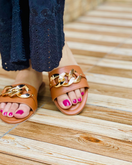 Charm Chain Flat Sandals - Brown