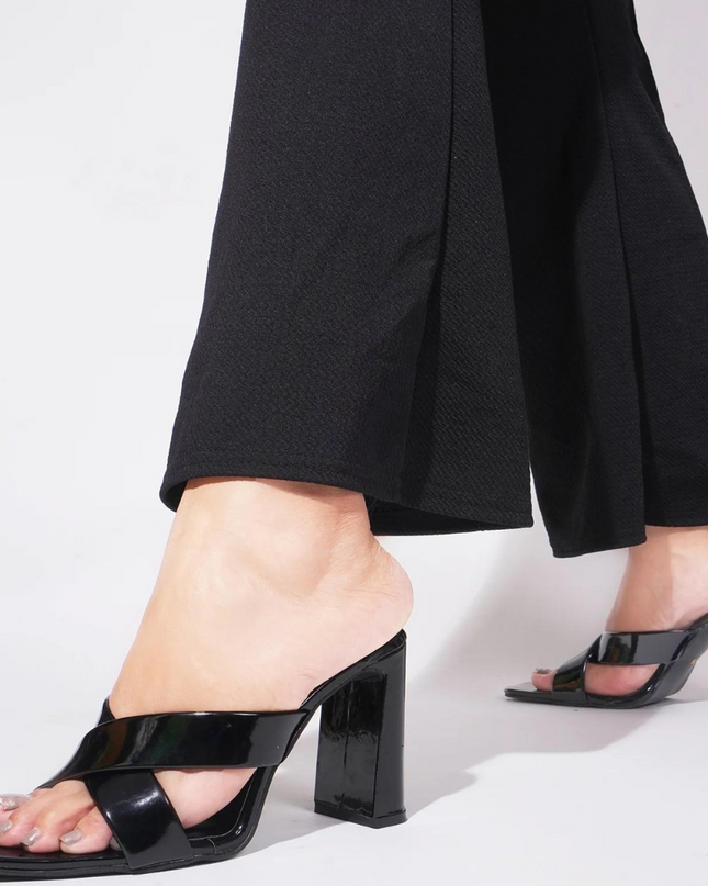 Ava Crisscross Heeled Sandal - Black