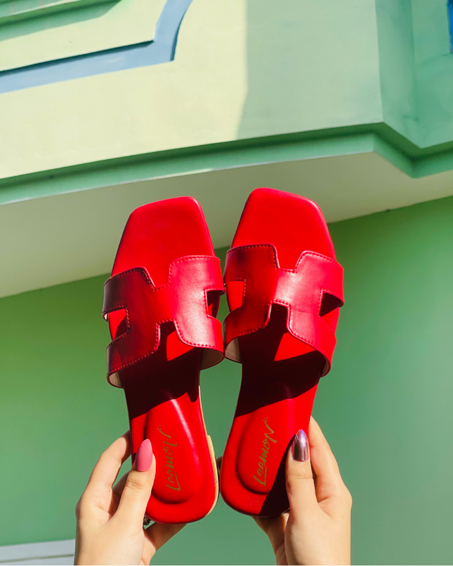 Red Dawn Women's Flat Sandal
