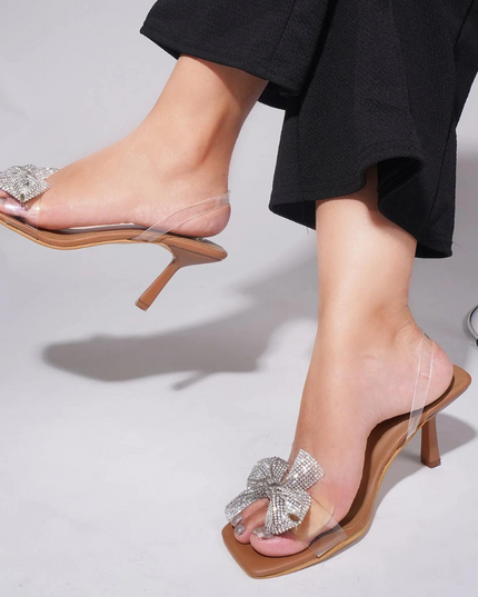 Knotted Charm Heels Brown