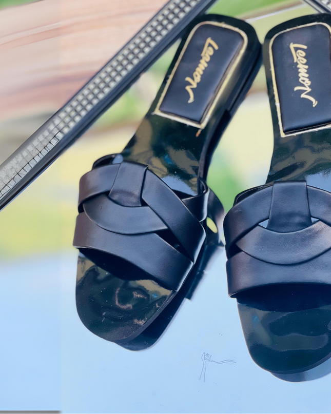 Crisscross Comfort Slides - Black