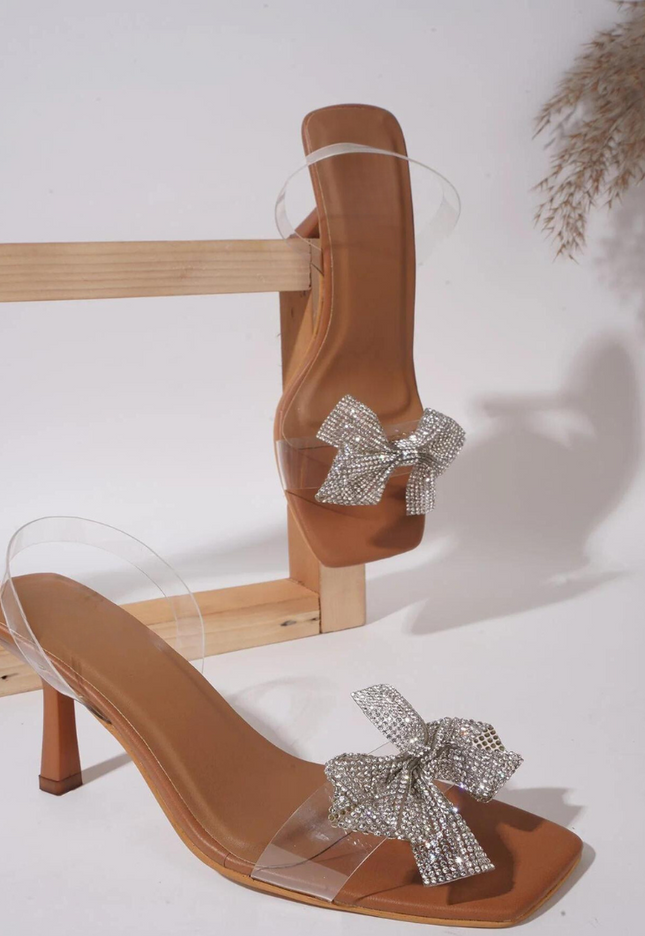 Knotted Charm Heels Brown