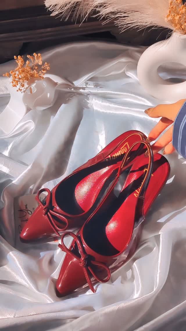 Glossy Bow Heels- Cherry Red
