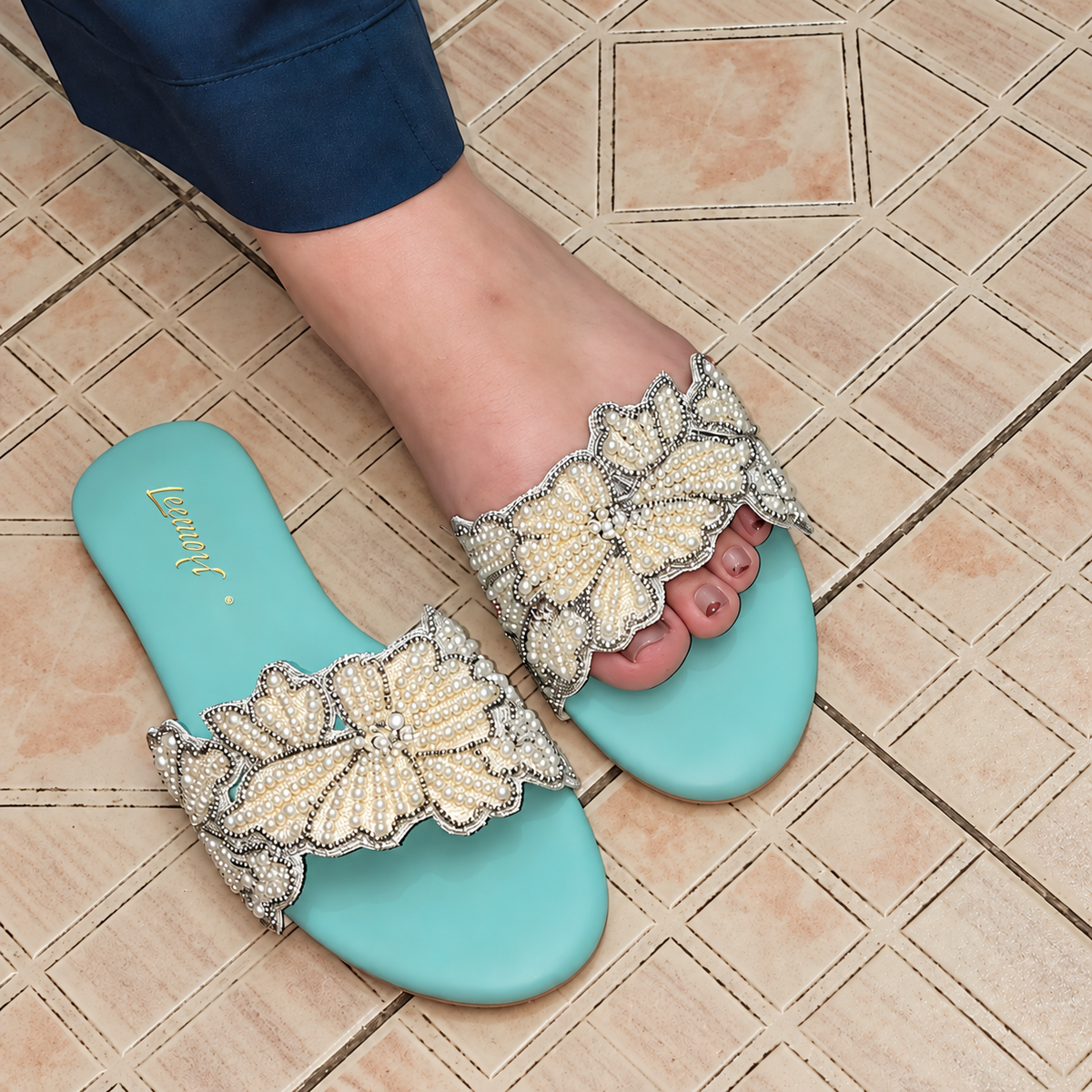 Rahina Flat Sandals- Green